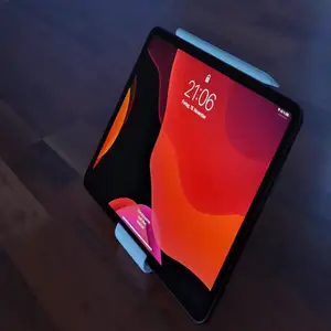 iPad Pro Stand (11“ & 12.9“)
