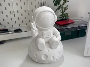Peaceful Astronaut | Moon Landing Desk Toy