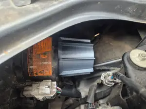 Mitsubishi Outlander 2014 – LED Headlight Dust Cap