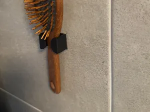 Wandhalterung für eine Haarbürste