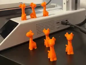 Simple Giraffe Army