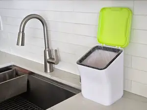 Kitchen Countertop Trash / Compost Bin