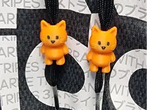 Kitten Cat Hoodie Sweatshirt Draw Pull Beads Charm