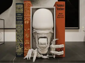 Xenomorph Book nook and Wall Mount