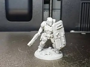 Space Soldier Breacher / 44mm