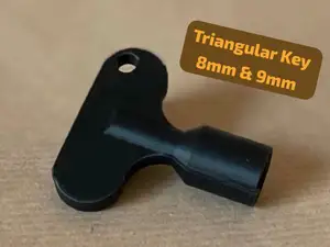 Triangular Key 8mm & 9mm / Dreieckschlüssel/ Llave