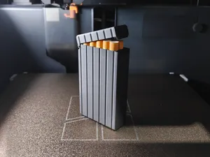 Compact Cigarette Box – Pocket-Saving Design