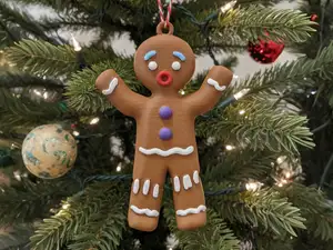 Christmas - Hanging Surprised Gingerbread Man