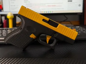 Glock 26 Blow-Back (Actually Cycles)