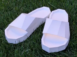 Low-poly slide sandals