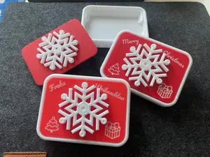 Mechanically locking gift card box with text