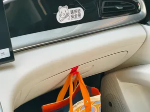 电车通用挂钩,吉利星愿比亚迪特斯拉五菱缤果,副驾驶手套箱多功能挂钩,汽车收纳置物神器