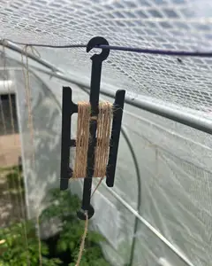 Tomato / vegetable hook for greenhouse