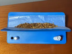 Rolling table for cigarette / joints