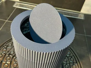 Mülleimer mit integriertem Müllbeutel-Fach