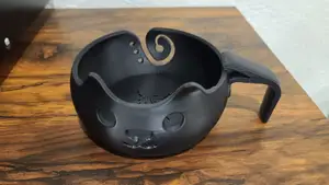 Yarn Bowl With Desk Hook