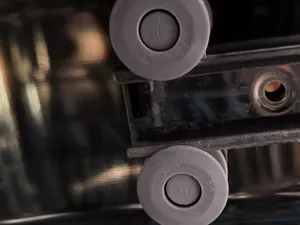 Clip d’arrêt panier lave-vaisselle Candy Evospace