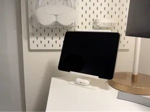 Minimalist iPad Stand 