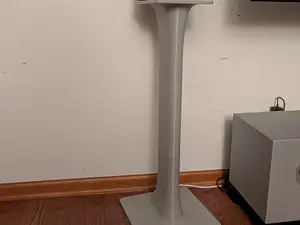 Home theatre speaker stand