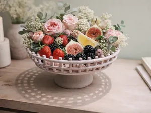 Dekorative Fußschale / Obstschale im Flecht-Design