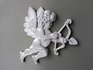 Cupid magnet