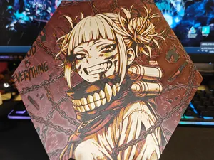 Hueforge Himiko Toga (My Hero Academia) modo panal