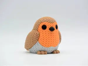 Knitted Robin Bird