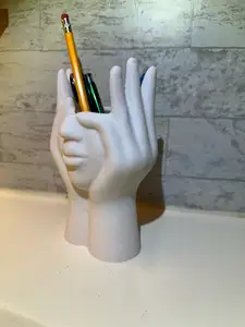 Face Vase/Pen cup