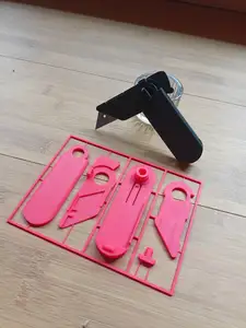 Foldable Knife Kit Card