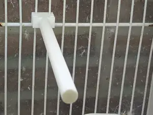 palo para pajaros interno