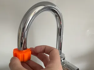 Adapter / Schlüssel für Wasserhahn 