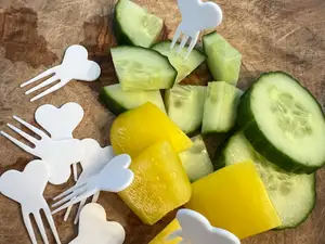 Kleine Pikser für Obst und Gemüse in Herzform