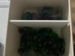 Laundry tablet separator