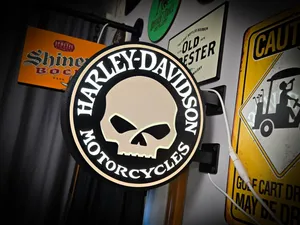 HARLEY-DAVIDSON (Willie G Skull) ~ 2-Sided Light