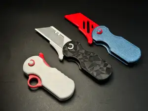 Compact Framelock Folding Utility Knife -Magnetic