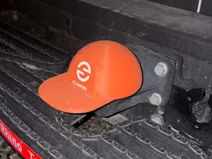 Customizable tow ball cap