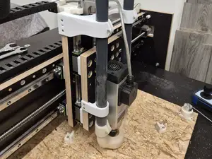 Staubabsaugung Z-unabhängig CNC-Fräse