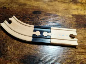 Train track connectors
