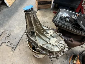Transfer case tail shaft plug