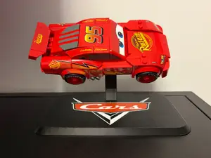 Pixar Cars (77255) Lightning McQueen Display Stand