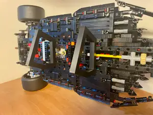 Display stand designed for Technic F1