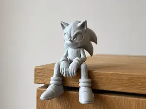 Sonic Sitting on Ledge Figure