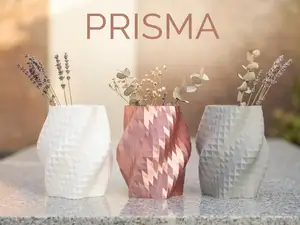 Prisma - Low Poly Twisted Vase