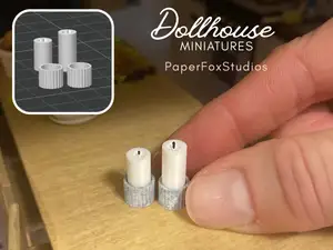 Dollhouse miniatures: Candles and ribbed holders