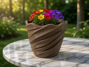 Twisted Wave Flower Pot
