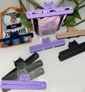 Pet Food Squeezer