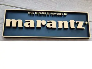 Plaque logo Marantz home cinéma