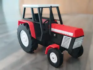 Tractor Ursus C-385 scale 1:24 