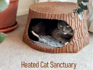 Tree Stump - Cat Bed - Heated insert ready