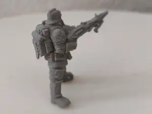 40k Gasmasken Mann mit MG42